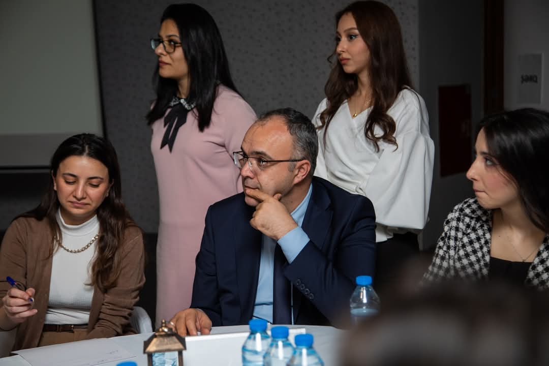 “2022-2028 Dövlət Proqramı məzunları ilə şəbəkələşmə görüşü” tədbiri keçirilib