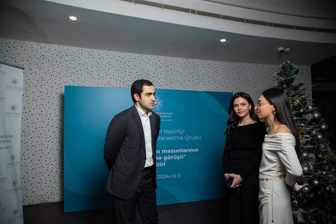 “2022-2028 Dövlət Proqramı məzunları ilə şəbəkələşmə görüşü” tədbiri keçirilib