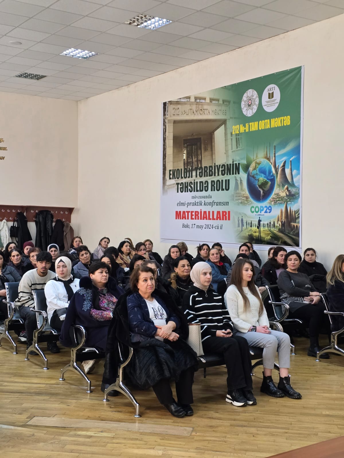 2280 təhsil işçisi psixoloji dəstək layihəsindən faydalanıb