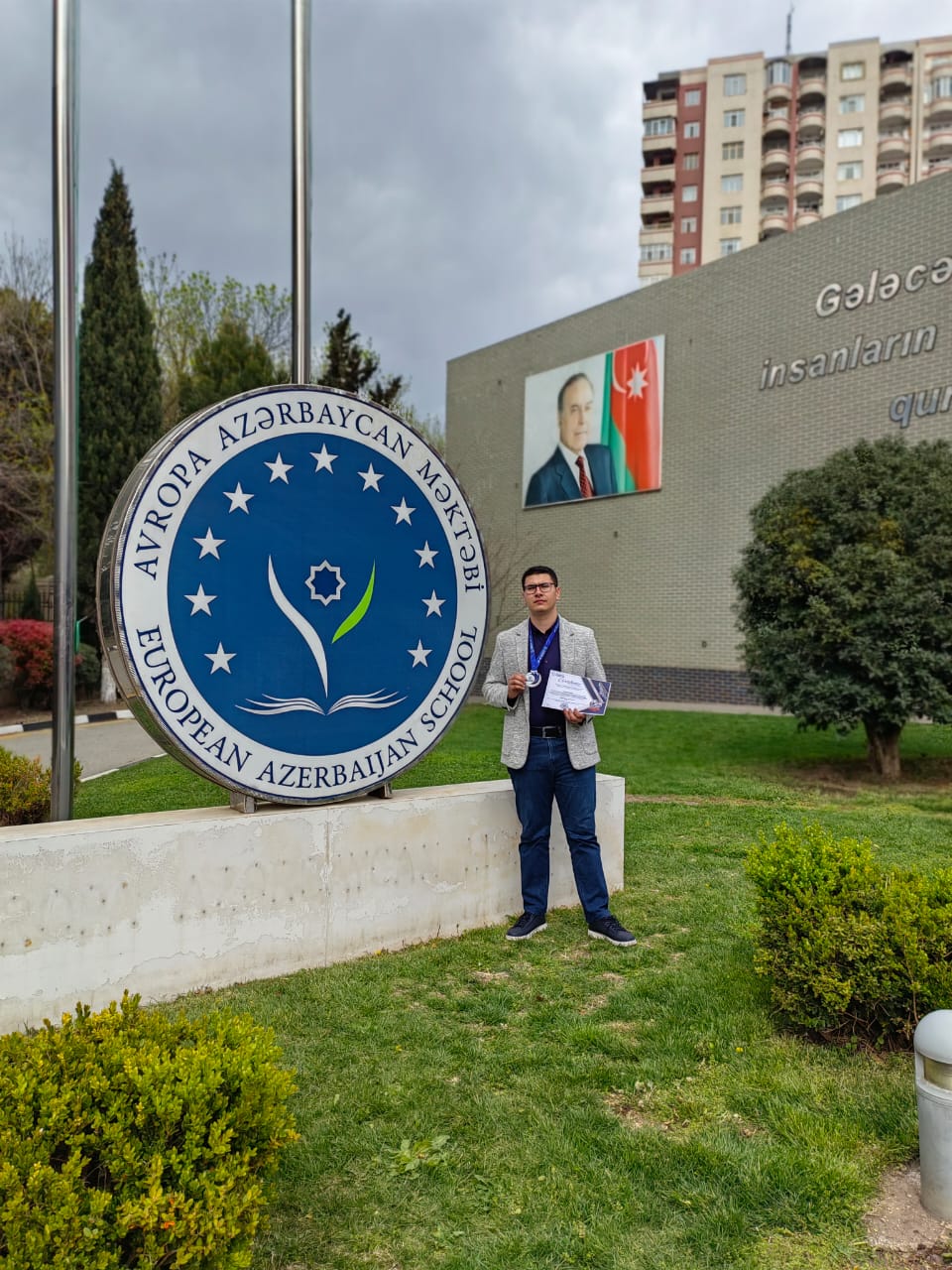 4 universitetə qəbul oldu, amma… 