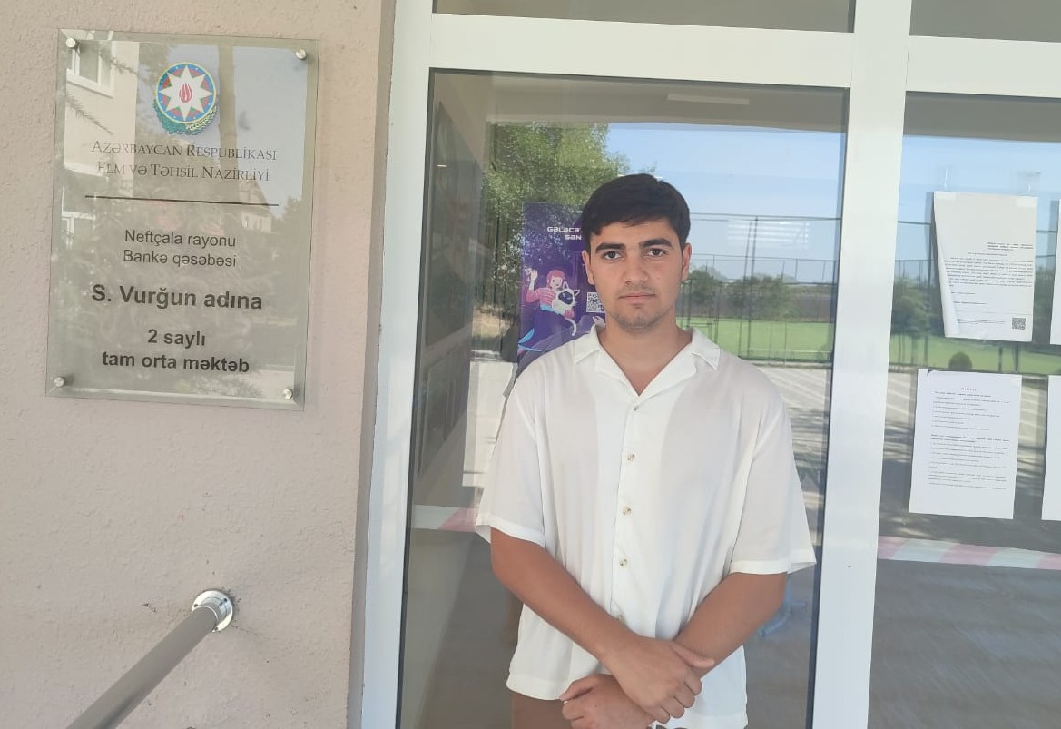 400 bal toplayan şagird: Neft-qaz mühəndisi olmaq istəyirəm