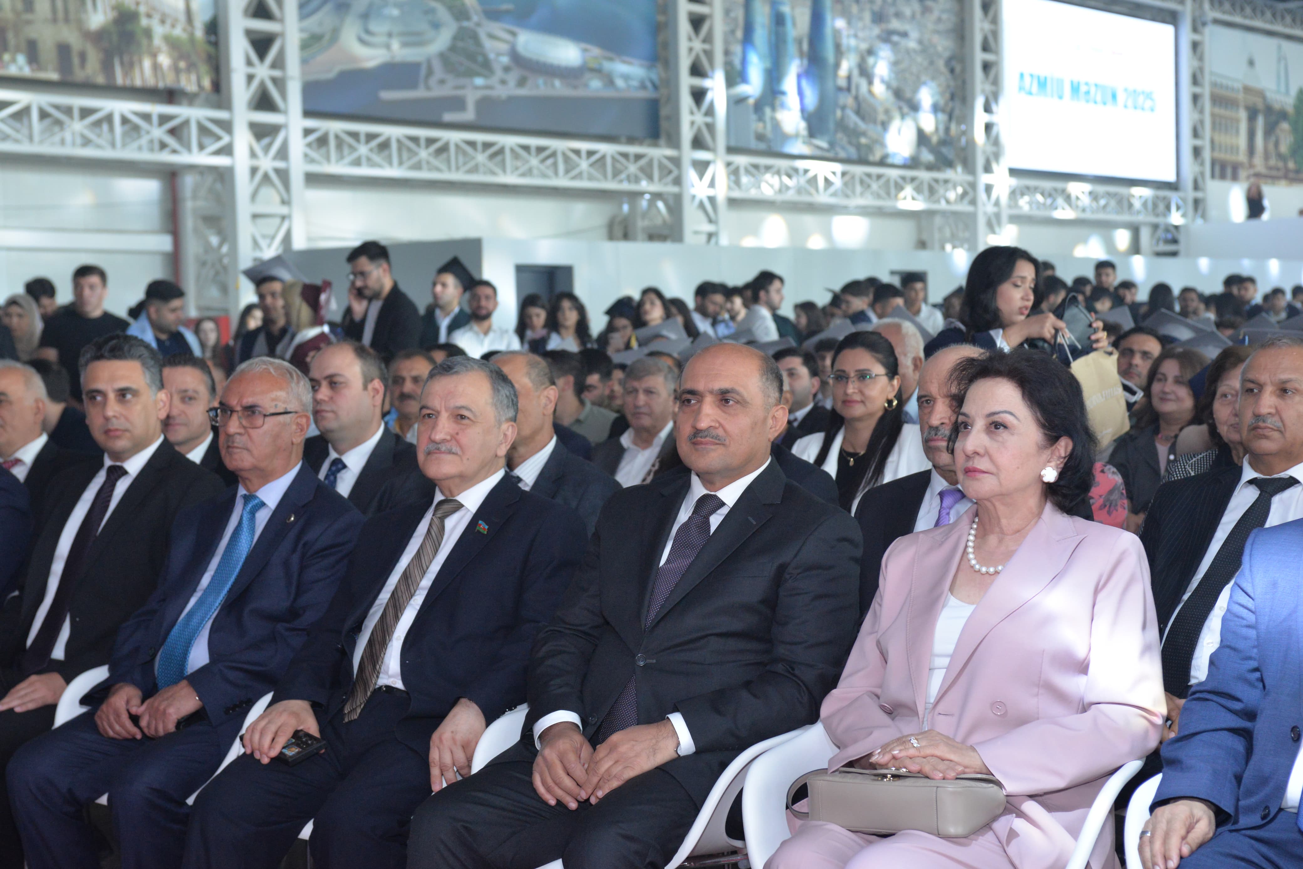 50 yaşlı AzMİU-da “Məzun günü” – 2400-dən çox gənc yeni mərhələyə qədəm qoyur