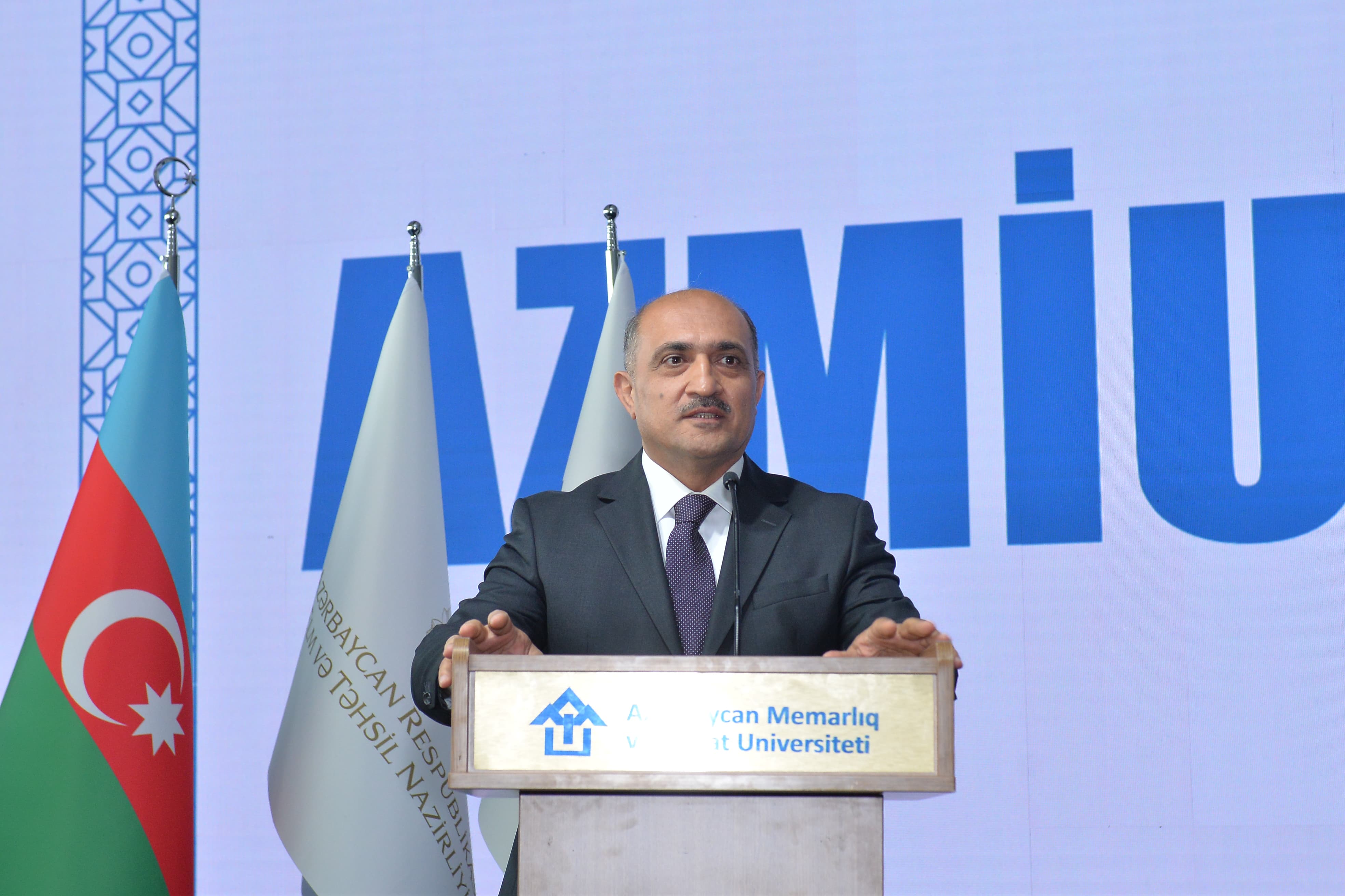 50 yaşlı AzMİU-da “Məzun günü” – 2400-dən çox gənc yeni mərhələyə qədəm qoyur