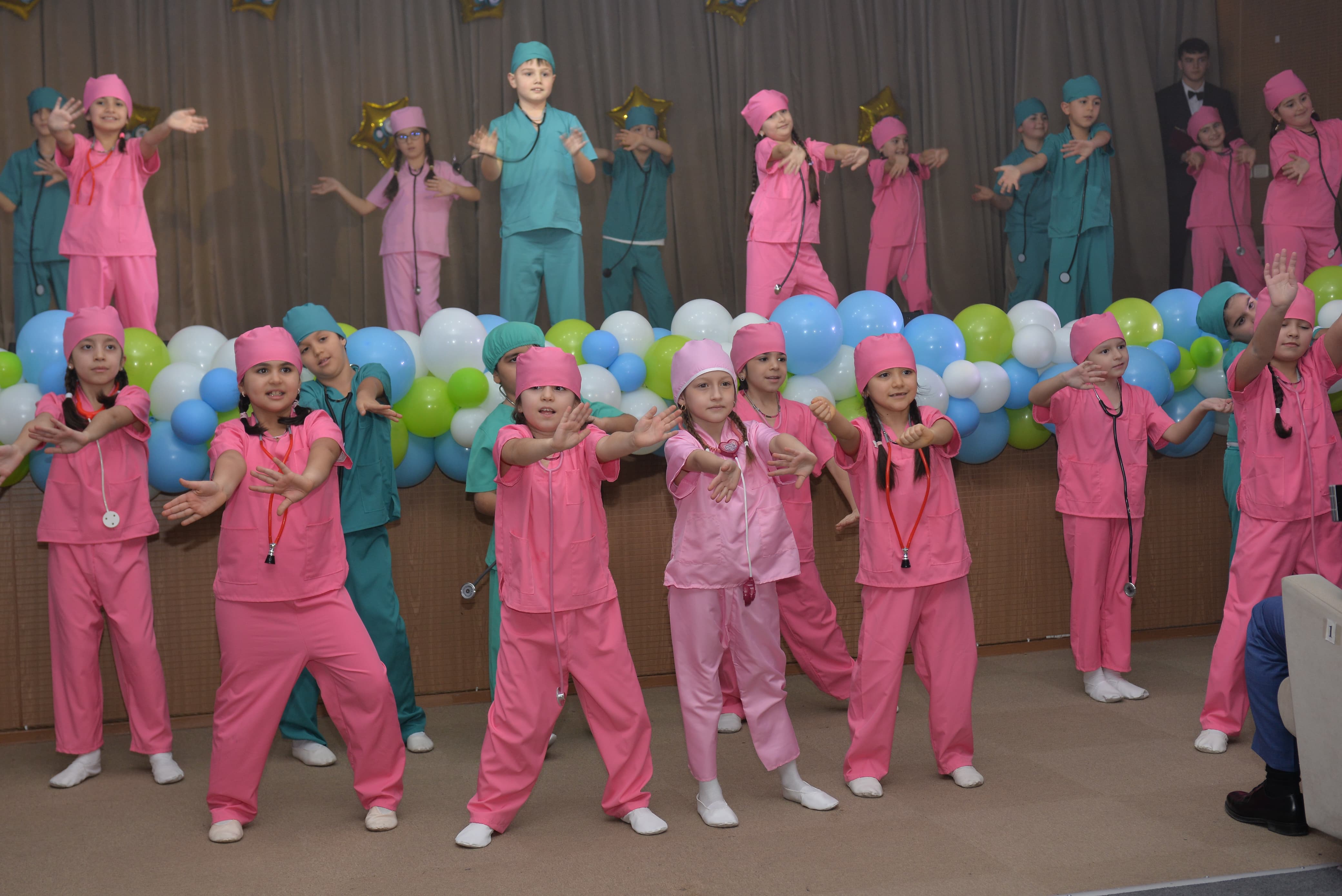 90 illik təhsil yolu keçmiş məktəb yubileyini qeyd edib - FOTOLAR