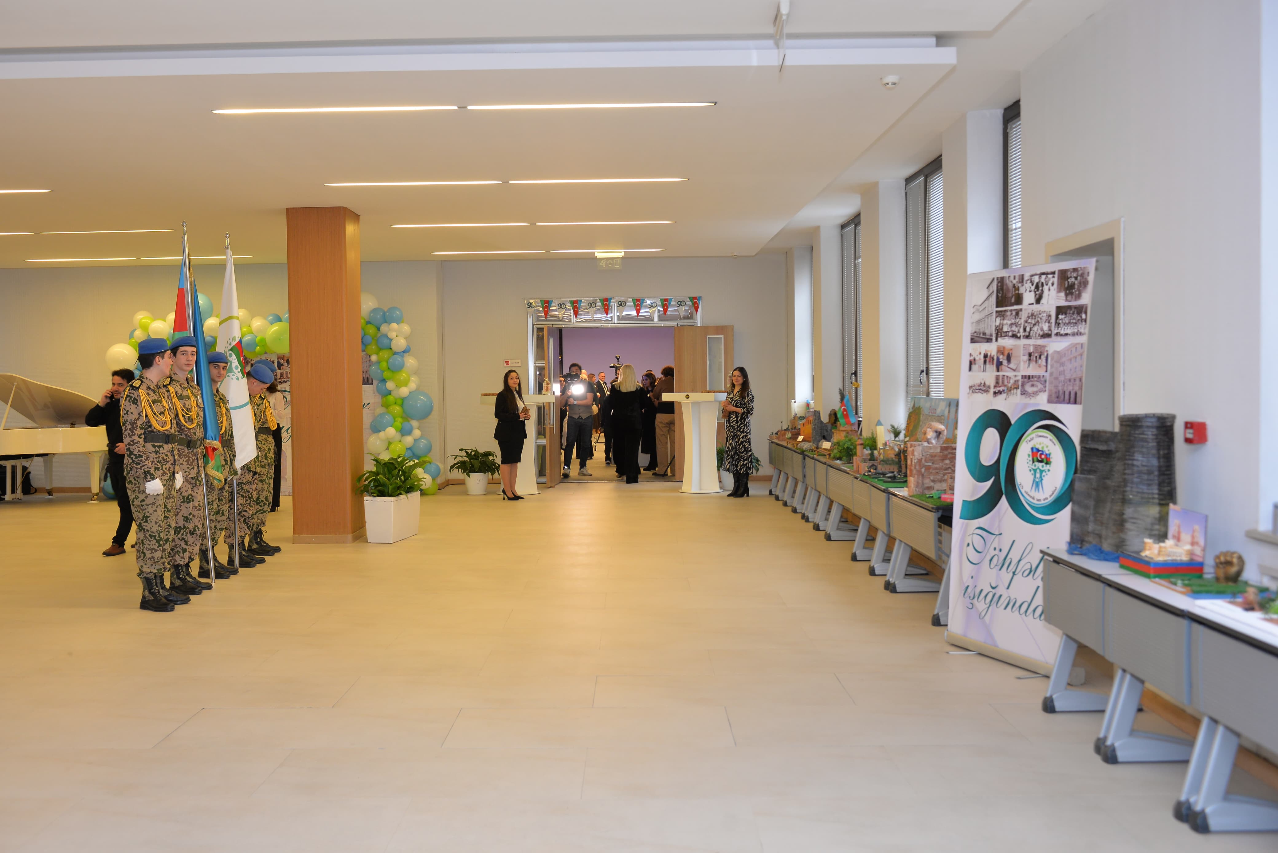 90 illik təhsil yolu keçmiş məktəb yubileyini qeyd edib - FOTOLAR