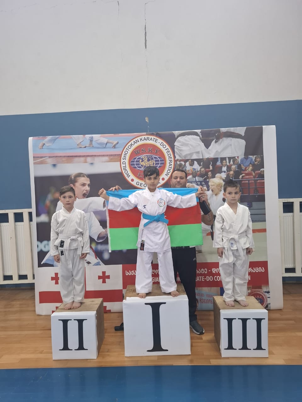 Abidədən dərs otağına qədər - Heydər Əliyev adına məktəbdən reportaj