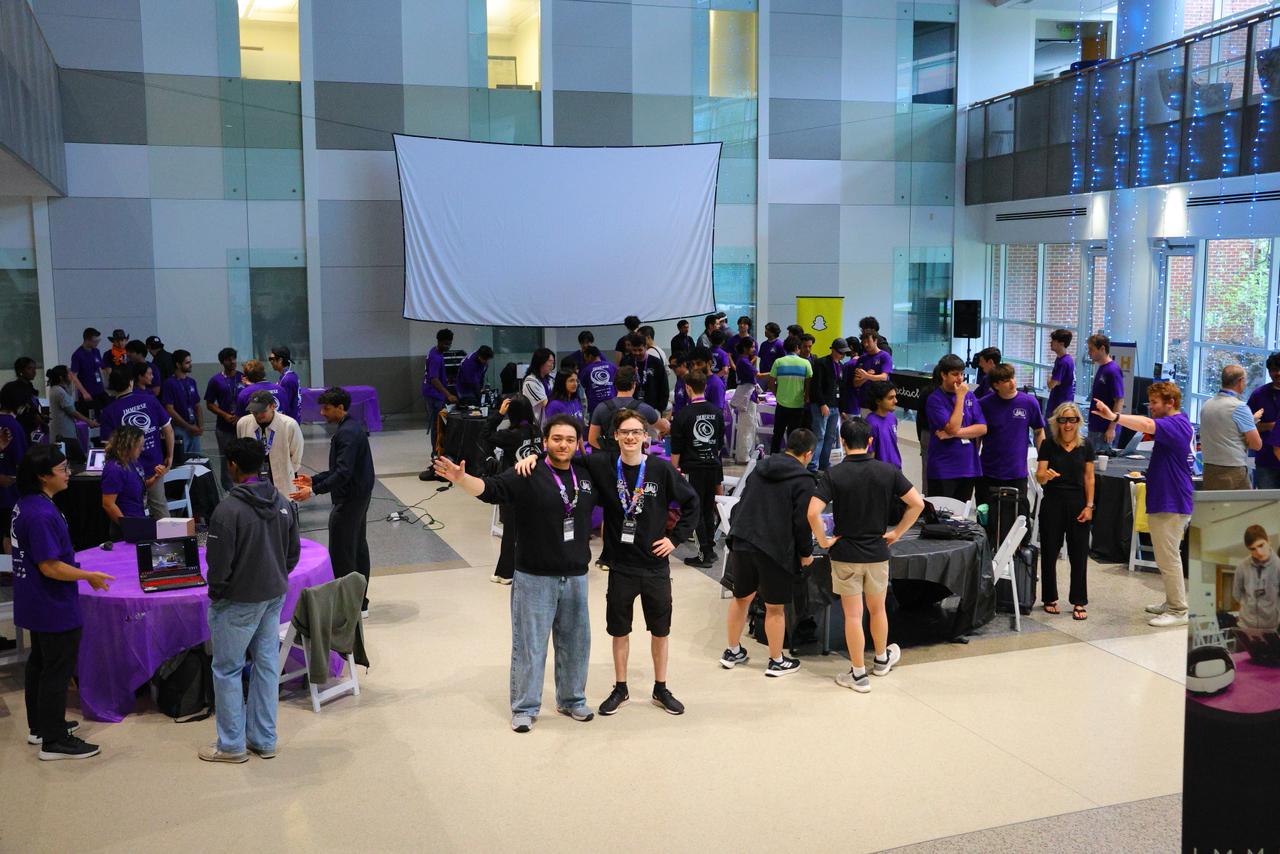 ABŞ-nin ən böyük hakatonlarından birinin rəhbəri azərbaycanlı tələbə olub – FOTO