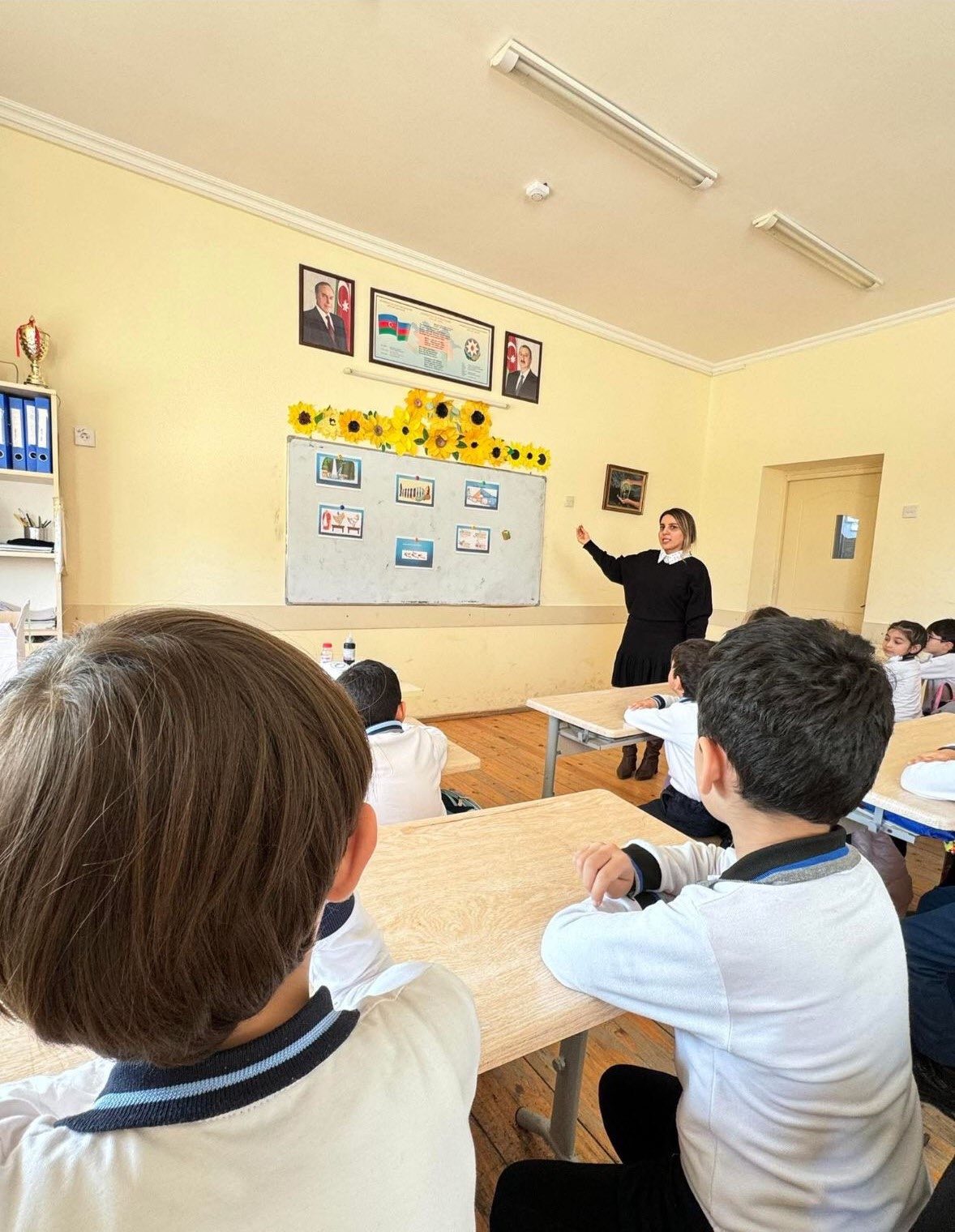 Abşeronun iki məktəbində mülki müdafiə məşqləri keçirilib