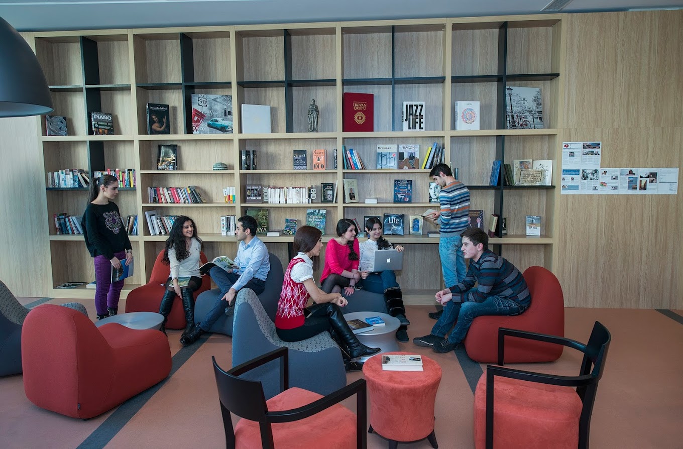 ADA Universiteti gələn ildən doktorant hazırlığına başlayır 