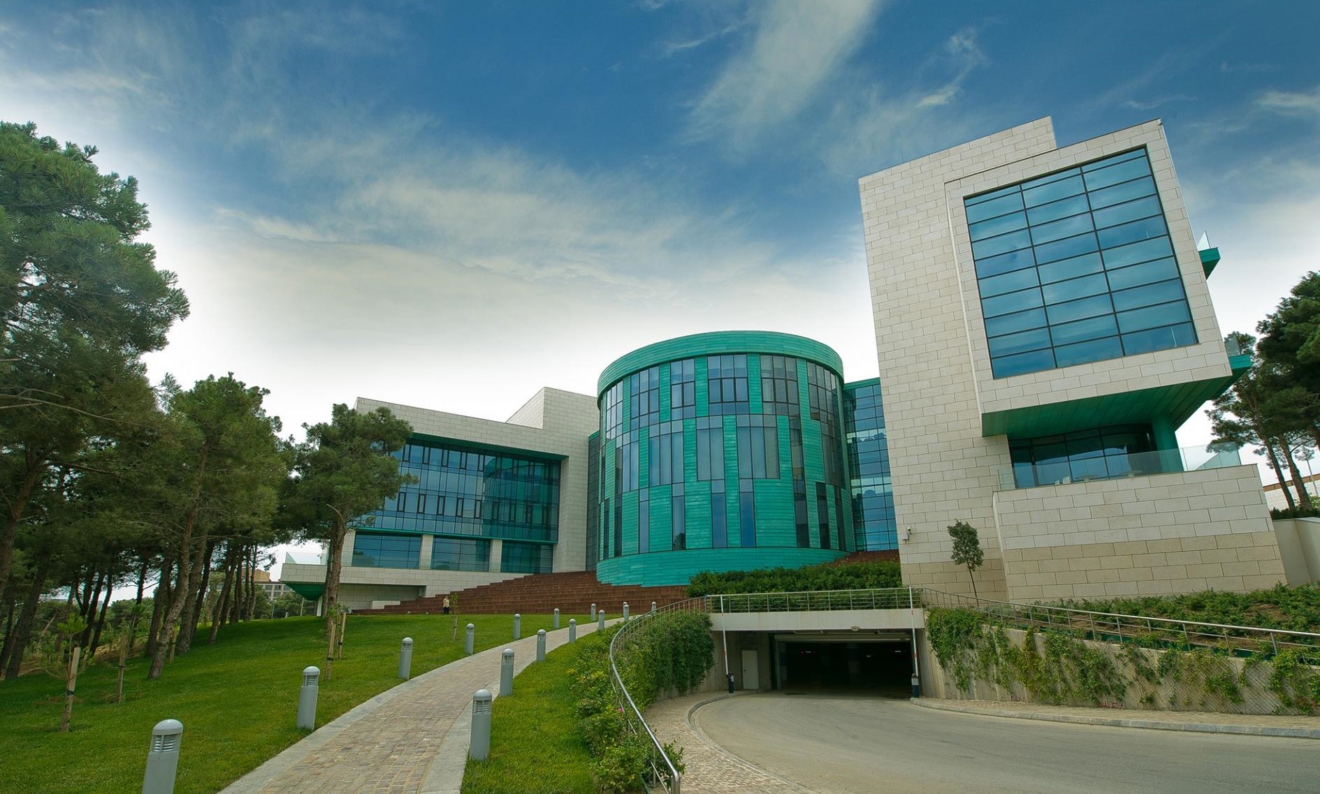 ADA Universiteti “Müəllim hazırlığı təlim proqramı” elan edib 