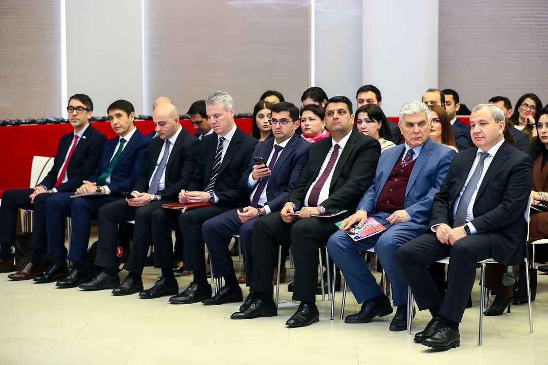 ADA Universitetində "Transmilli təhsil siyasəti dialoqu" forumu keçirilib