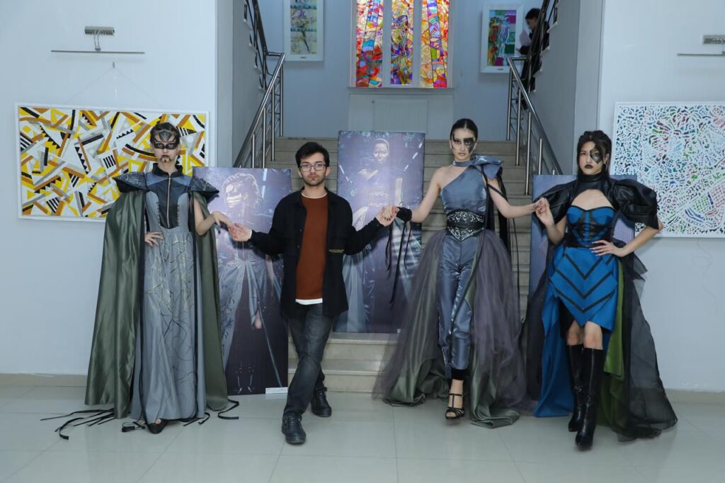 ADMİU-da diplom müdafiəsi: süni intellektdən istifadə etdilər 