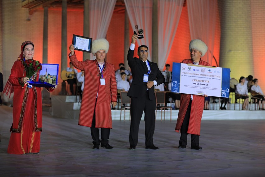 ADMİU-nun müəllimi Beynəlxalq Festivalın Qran-pri qalibi olub