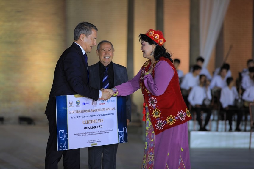 ADMİU-nun müəllimi Beynəlxalq Festivalın Qran-pri qalibi olub