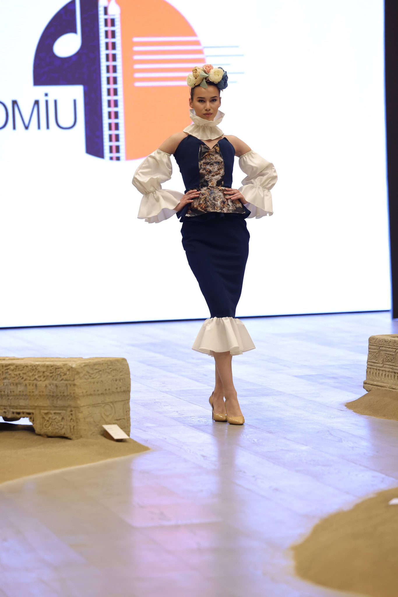 ADMİU-nun tələbələri Moda həftəsində maraqlı kolleksiya ilə çıxış ediblər