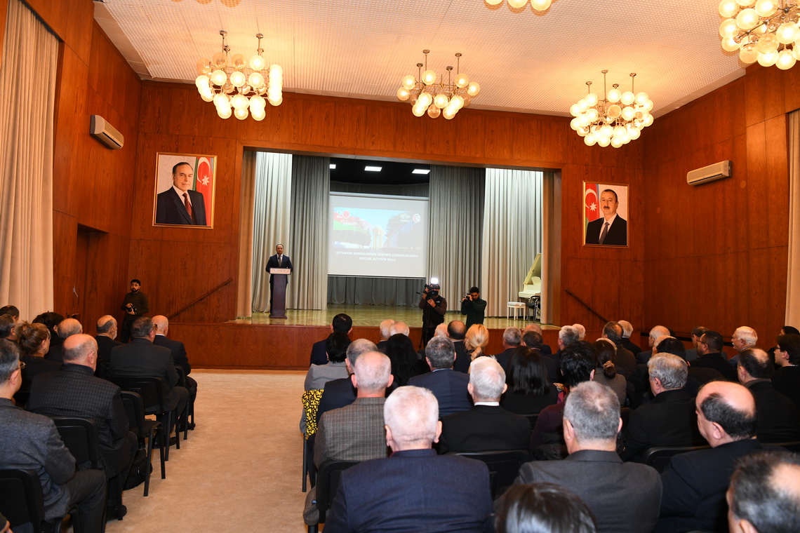 ADNSU-da 20 Yanvar şəhidlərinin xatirəsi yad edilib