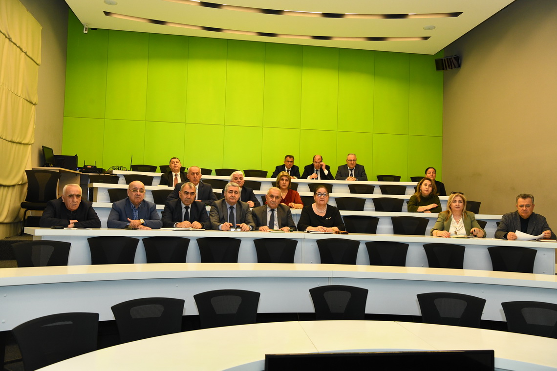 ADNSU-da 2026-2030-cu illər üçün elmi-tədqiqat mövzuları müzakirə olunub