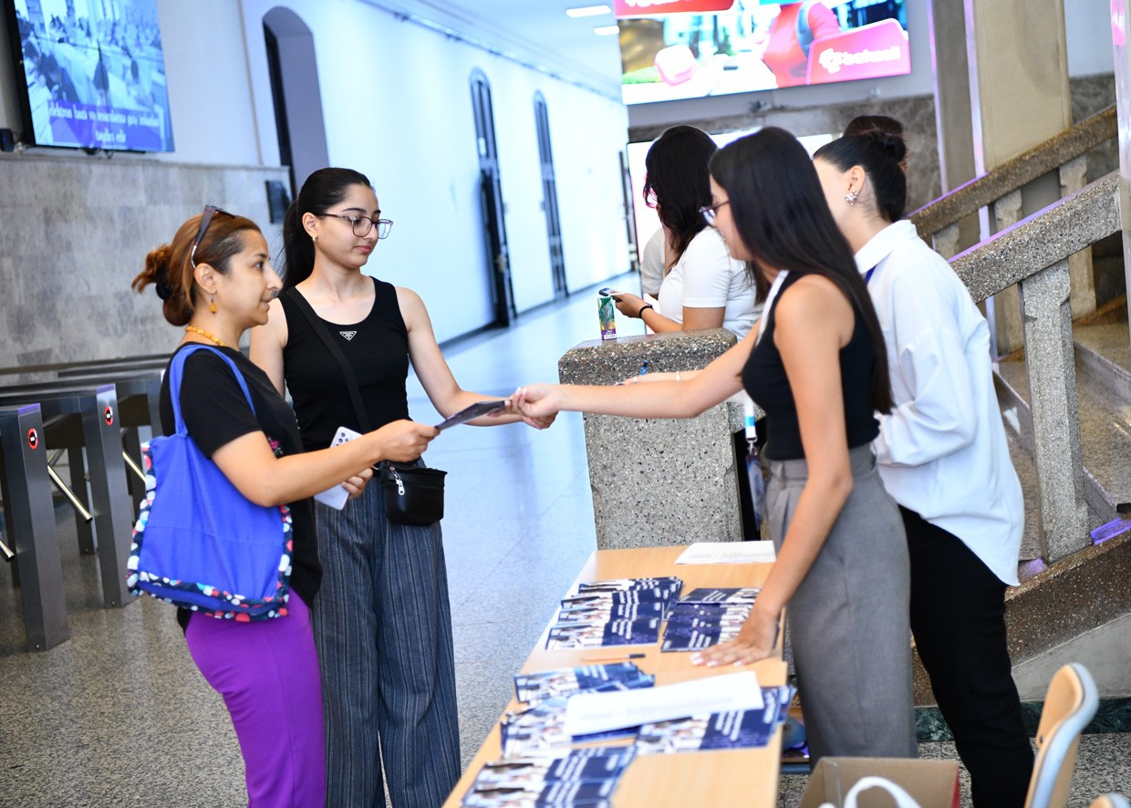 ADNSU-da “Açıq qapı" günü keçirilib 