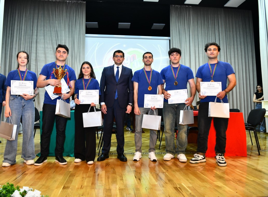 ADNSU-da “Brain Ring” intellektual yarışı keçirilib 