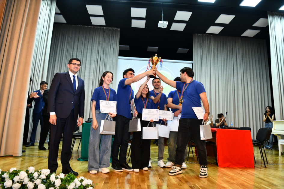 ADNSU-da “Brain Ring” intellektual yarışı keçirilib