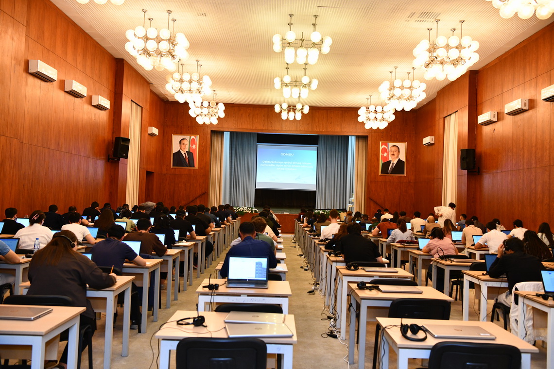 ADNSU-da doktorantura səviyyəsində xarici dil üzrə sınaq imtahanı keçirilib