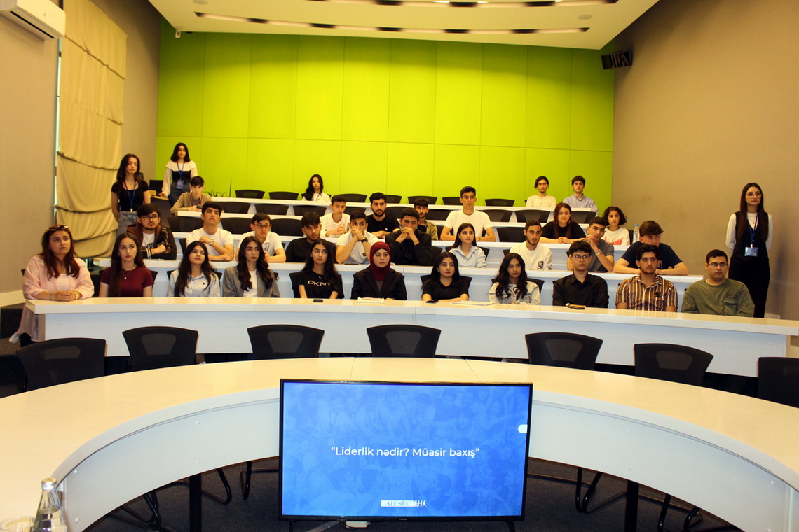 ADNSU-da “Liderlik nədir? - müasir baxış” mövzusunda təlim keçirilib 