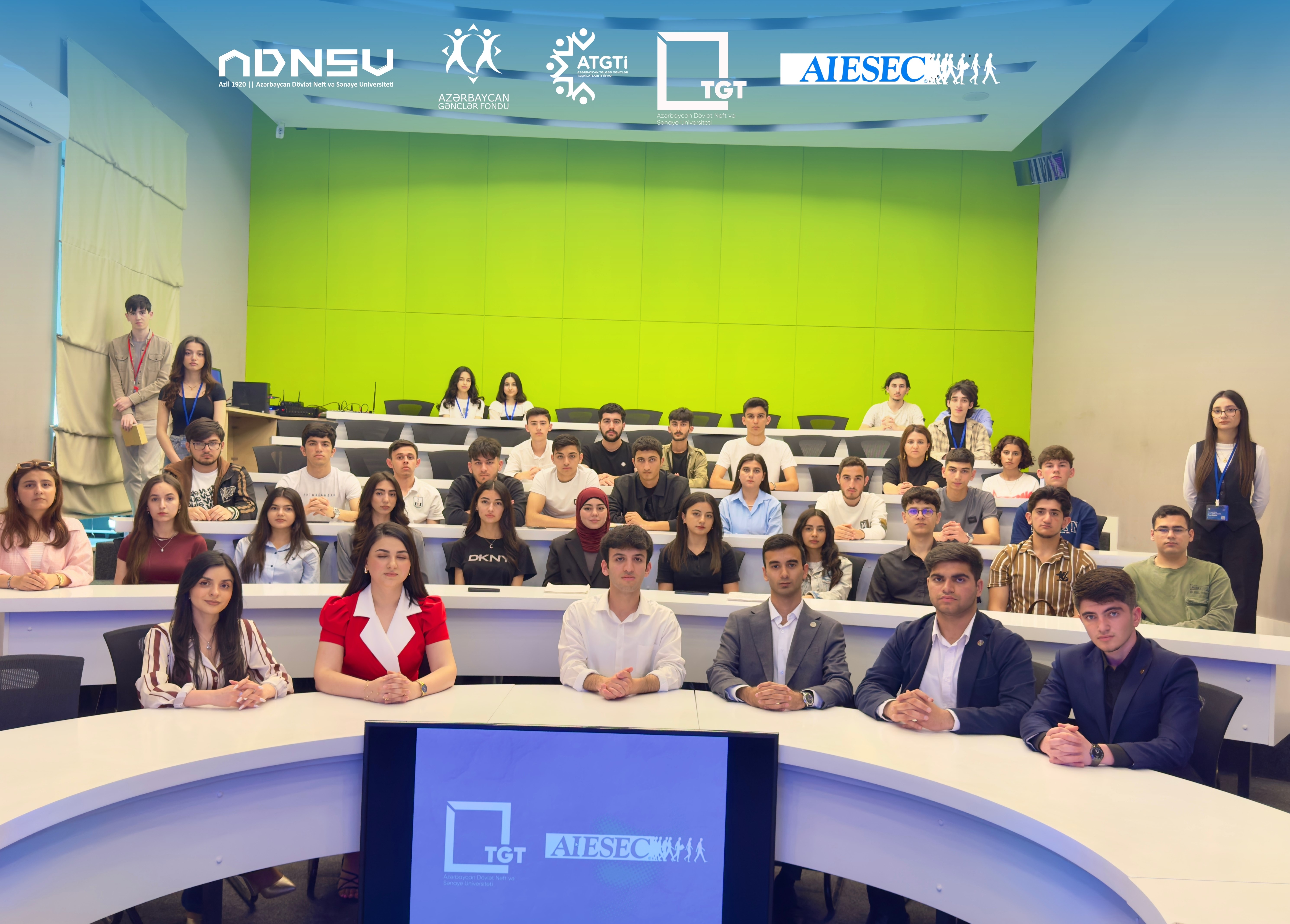 ADNSU-da “Liderlik nədir? - müasir baxış” mövzusunda təlim keçirilib