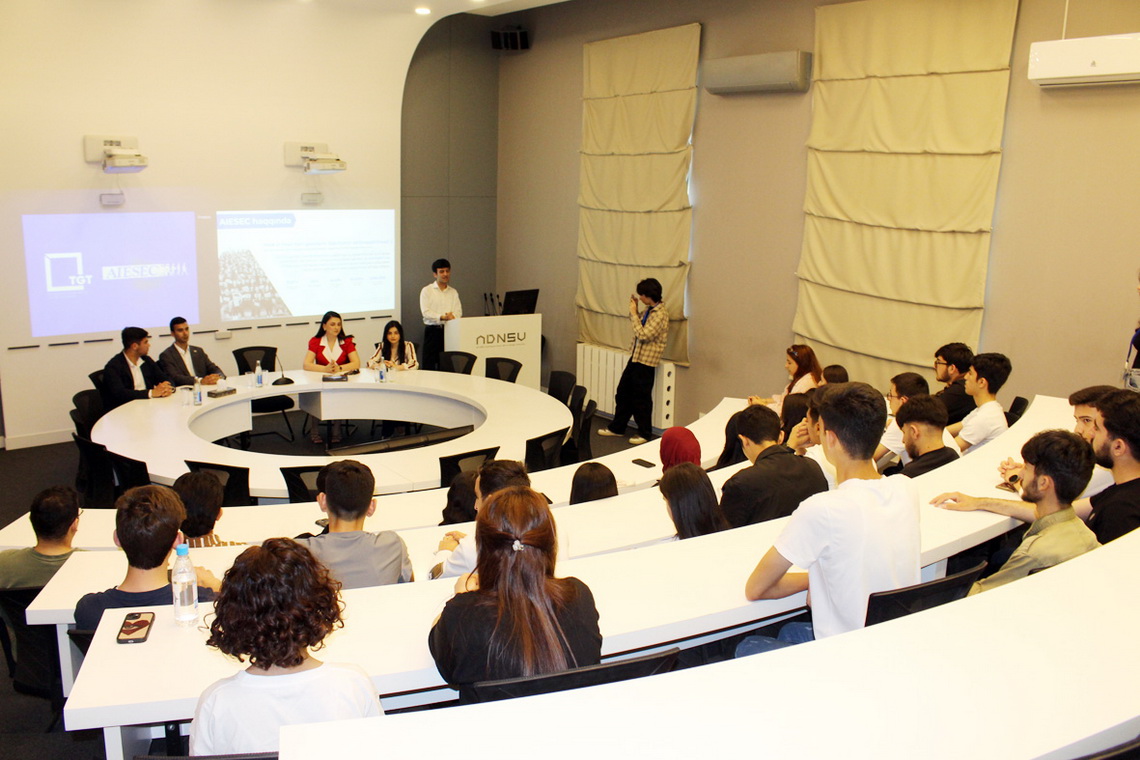 ADNSU-da “Liderlik nədir? - müasir baxış” mövzusunda təlim keçirilib