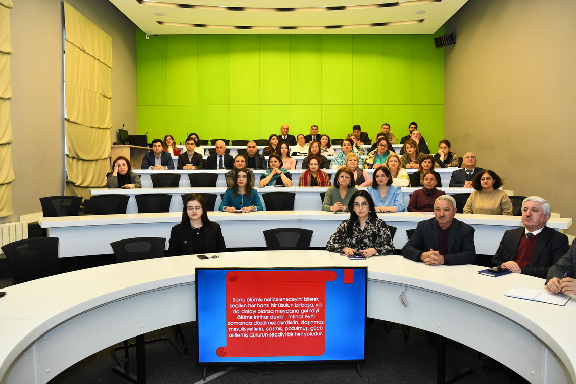 ADNSU-da maarifləndirici seminar keçirilib 