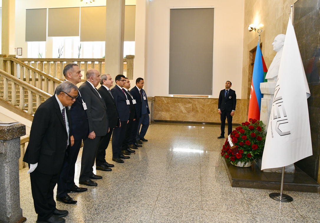 ADNSU-da "Macro Frontiers 2025" konfransı başlayıb