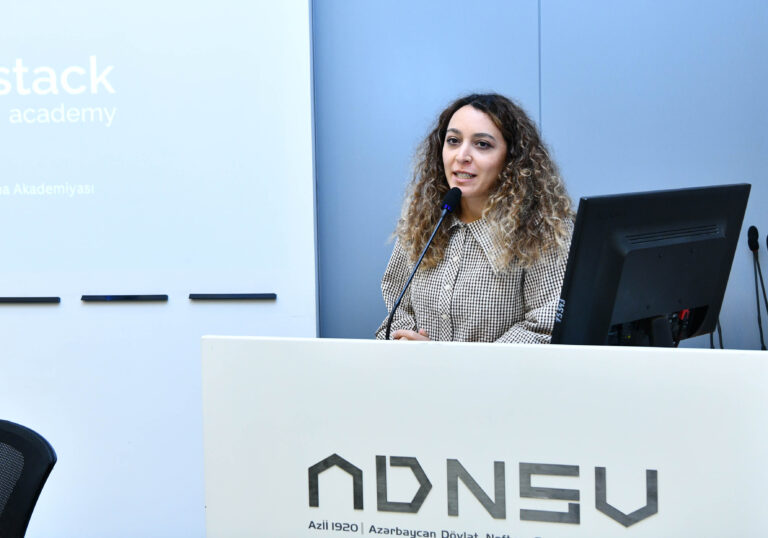 ADNSU-da “TələbəPlus” kartı ilə bağlı infosessiya keçirilib