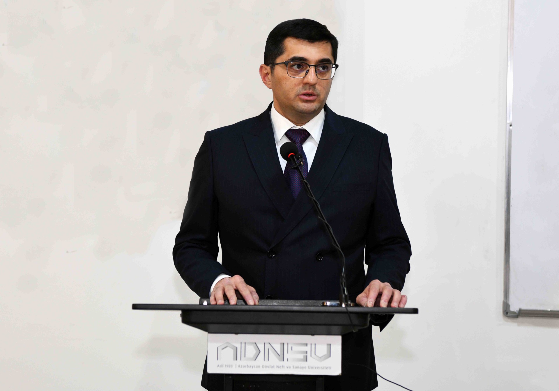 ADNSU-da Xocalı soyqırımının 33-cü ildönümü anılıb