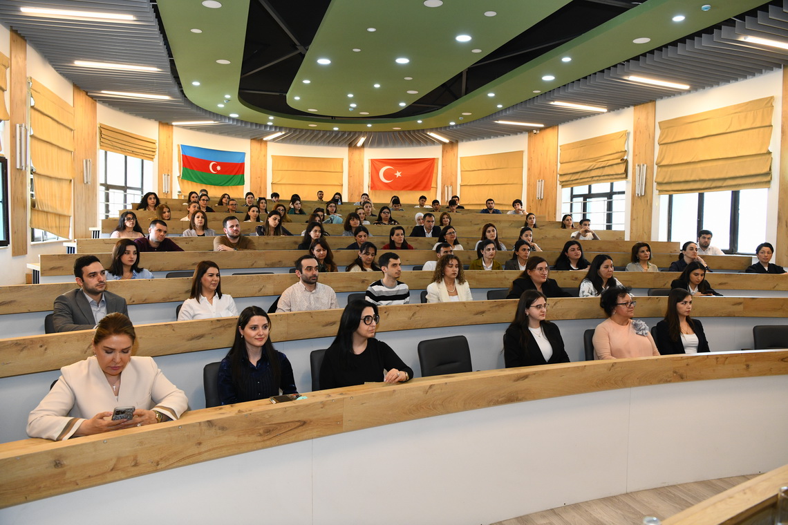 ADNSU-da “Yüksəliş” müsabiqəsinin qalibləri ilə görüş keçirilib