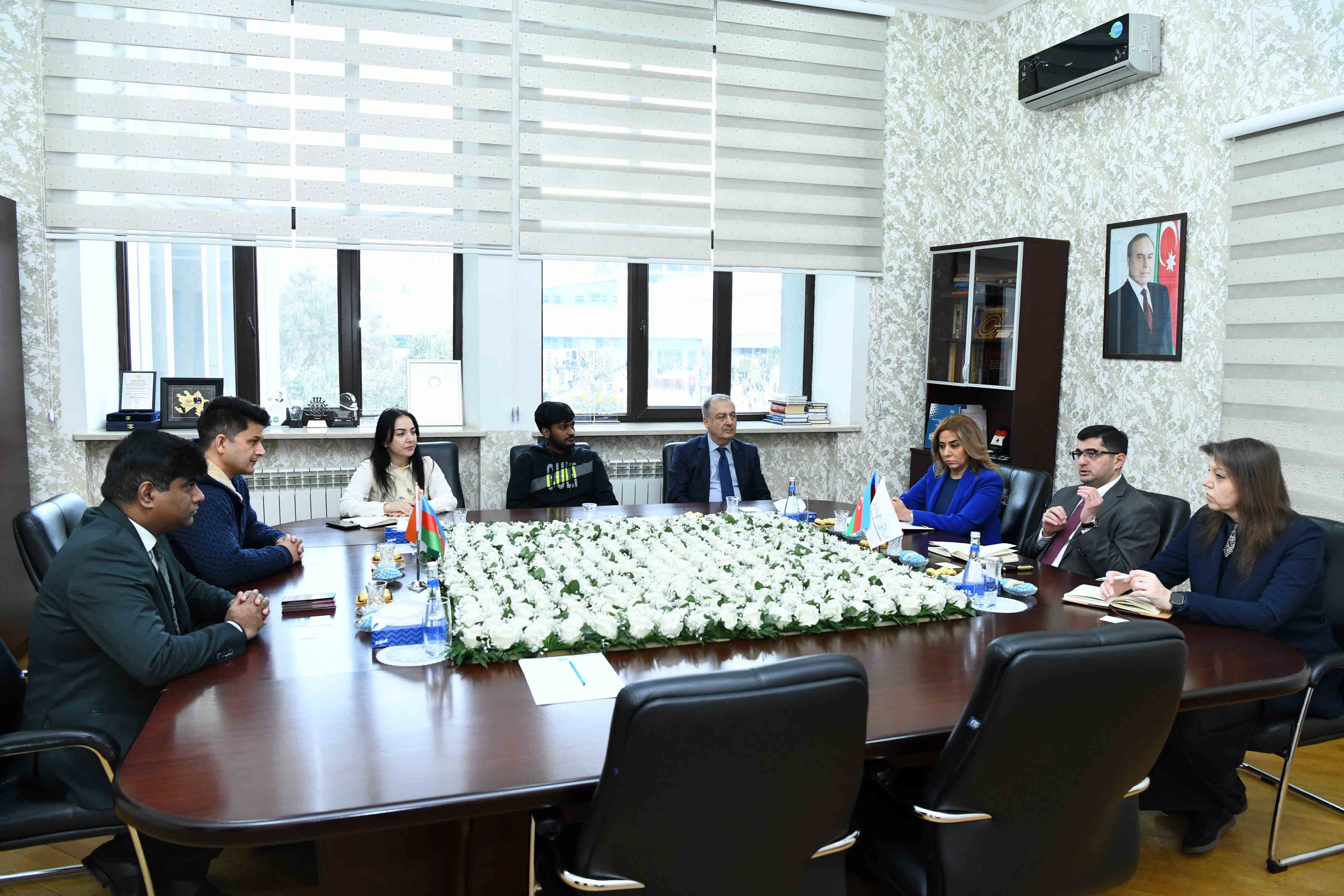 ADNSU ilə Hindistanın O.P.Jindal Qlobal Universiteti arasında əməkdaşlıq imkanları müzakirə olunub 