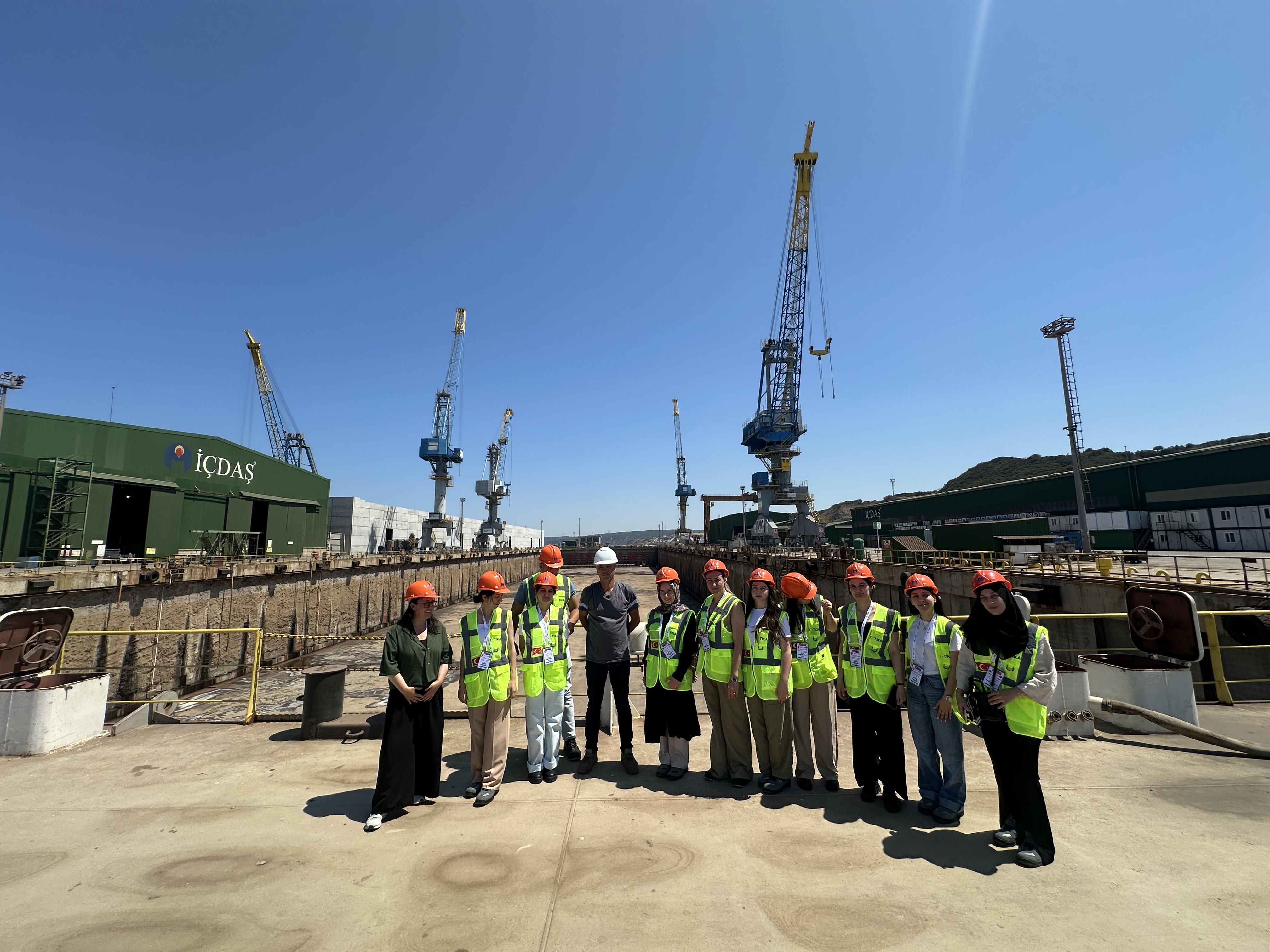 ADNSU-nun 5 tələbəsi TİKA ilə əməkdaşlıq çərçivəsində Türkiyədə təlimlərdə iştirak edir 