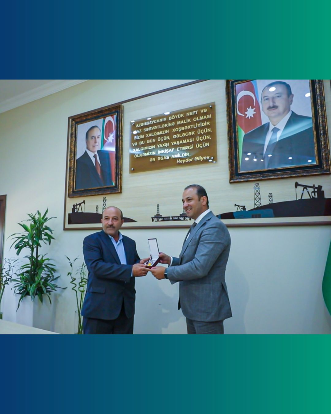 ADNSU-nun əlaçı tələbələri Balaxanıda “ADNSU-100” lövhəsinin açılışını ediblər