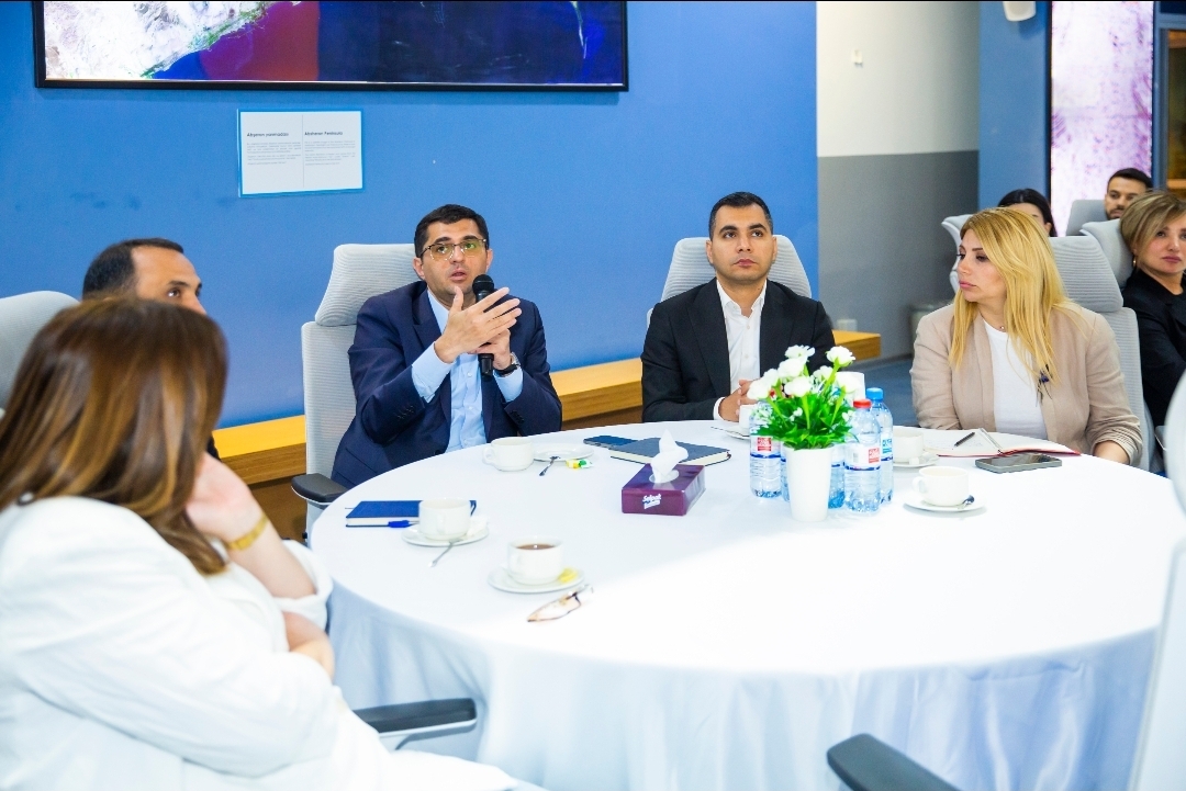 ADNSU-nun nümayəndə heyəti bp-nin terminalında olub