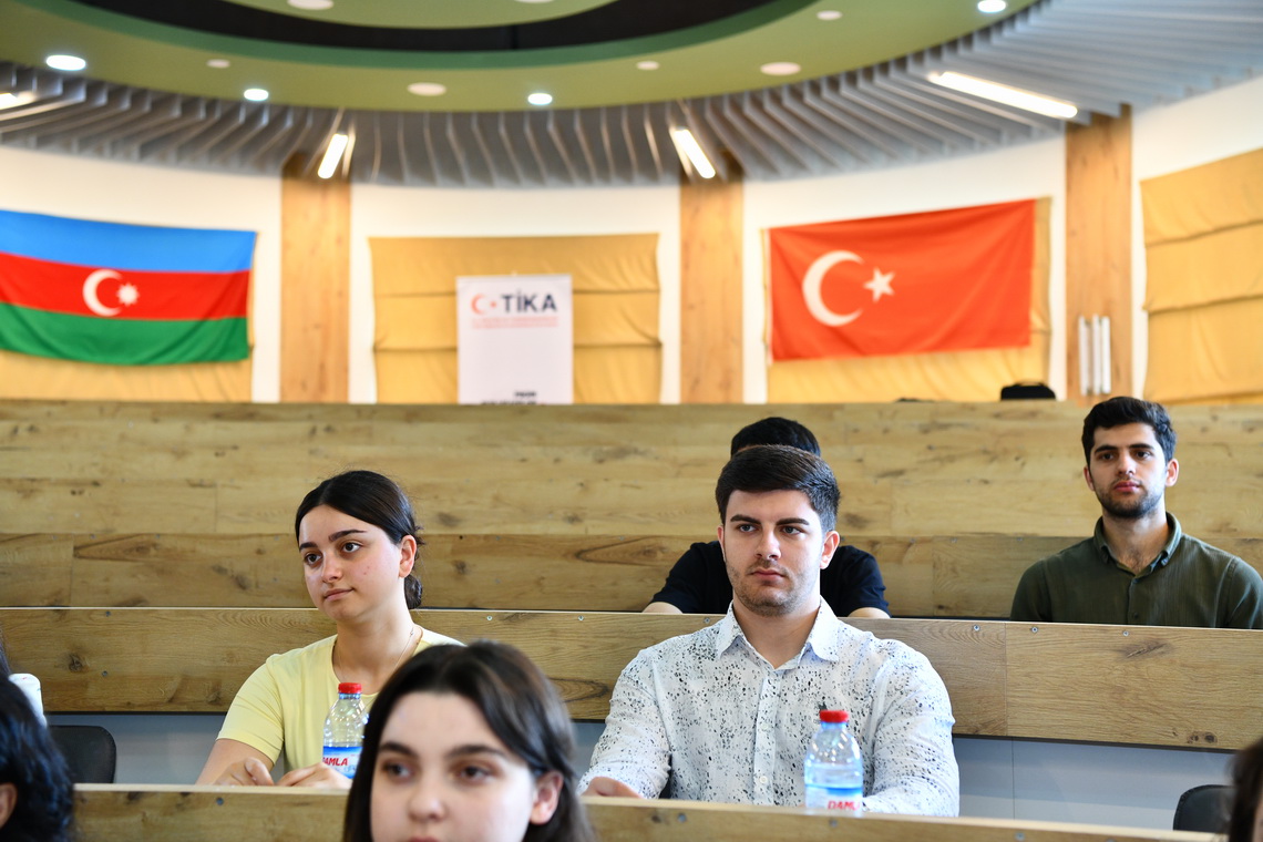 ADNSU tələbələri beynəlxalq layihədə iştirak ediblər