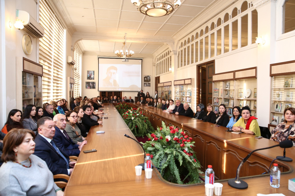 ADPU-da “Cəfər Cabbarlı. Seçmə dram əsərləri” kitabı təqdim edilib