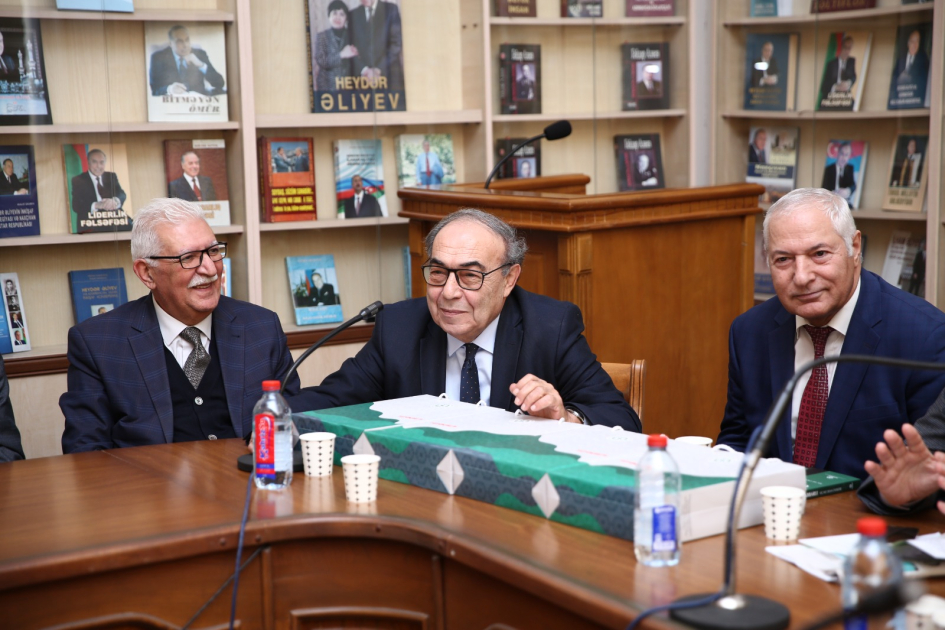 ADPU-da “Cəfər Cabbarlı. Seçmə dram əsərləri” kitabı təqdim edilib