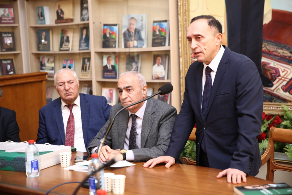 ADPU-da “Cəfər Cabbarlı. Seçmə dram əsərləri” kitabı təqdim edilib