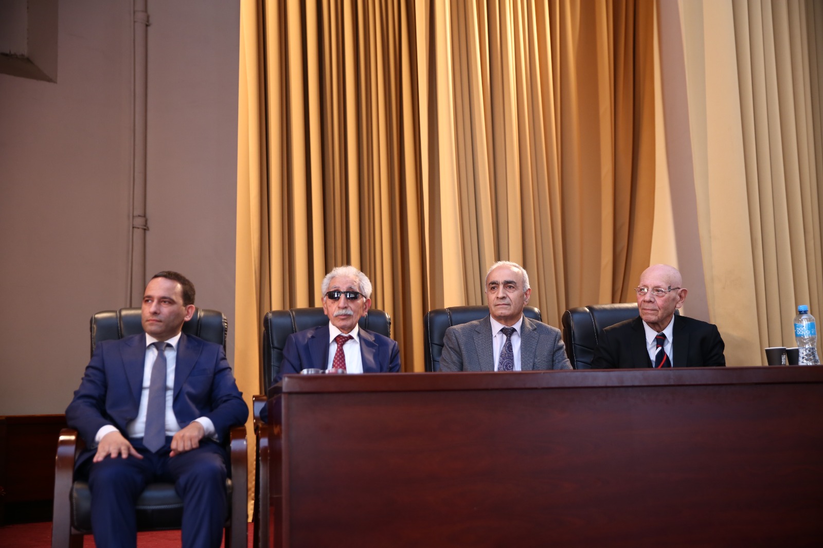 ADPU-da elmi müzakirələr başladı – Rekord sayda iştirakçı qeydə alınıb