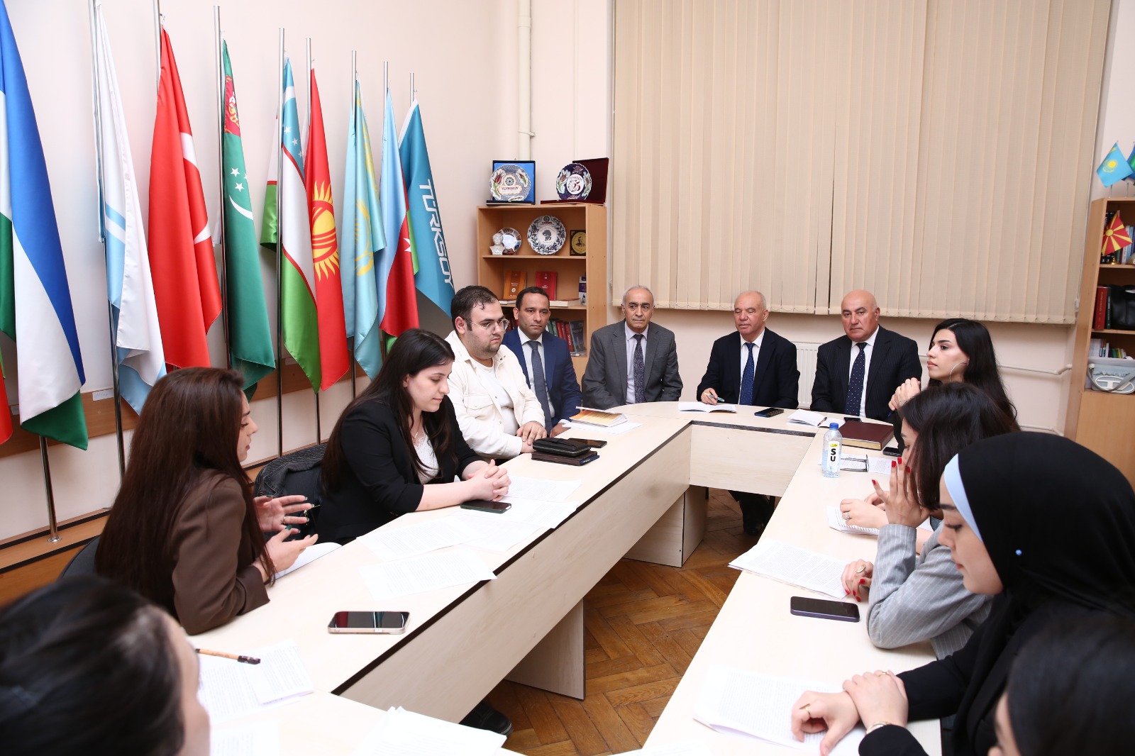 ADPU-da elmi müzakirələr başladı – Rekord sayda iştirakçı qeydə alınıb