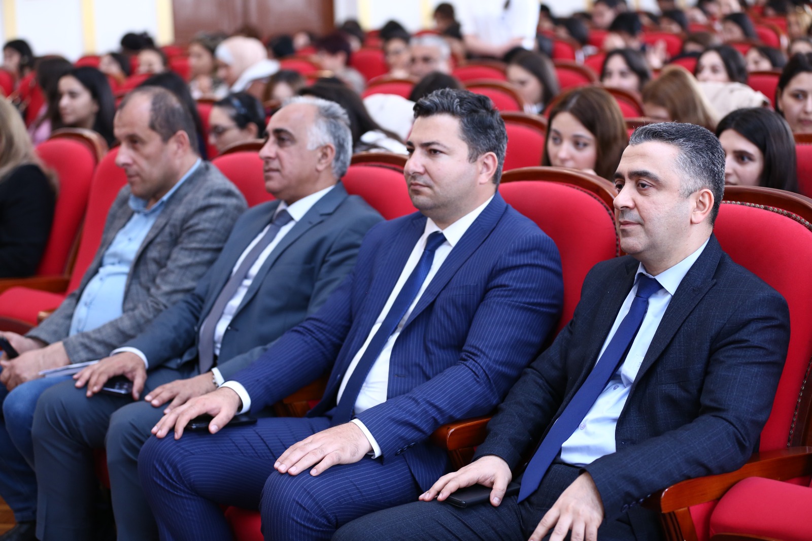 ADPU-da elmi müzakirələr başladı – Rekord sayda iştirakçı qeydə alınıb