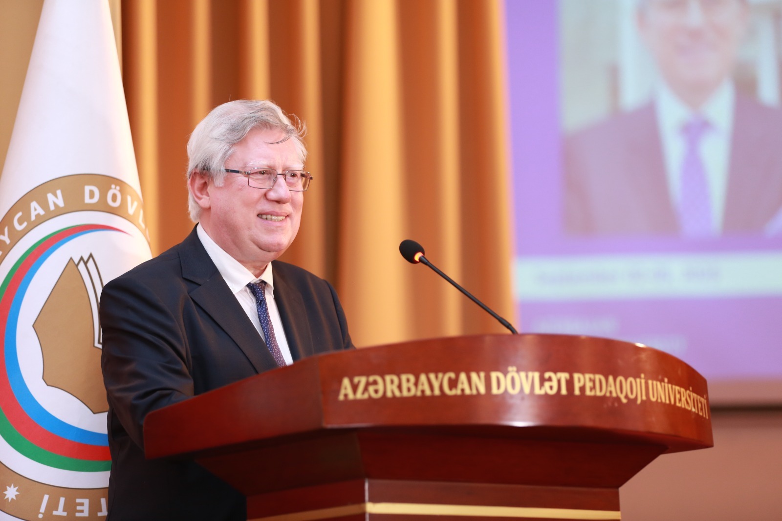 ADPU-da “Mexanikada yeni trendlər” adlı beynəlxalq elmi konfrans başlayıb