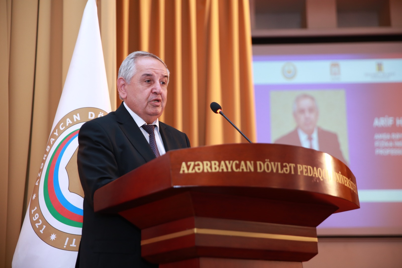 ADPU-da “Mexanikada yeni trendlər” adlı beynəlxalq elmi konfrans başlayıb