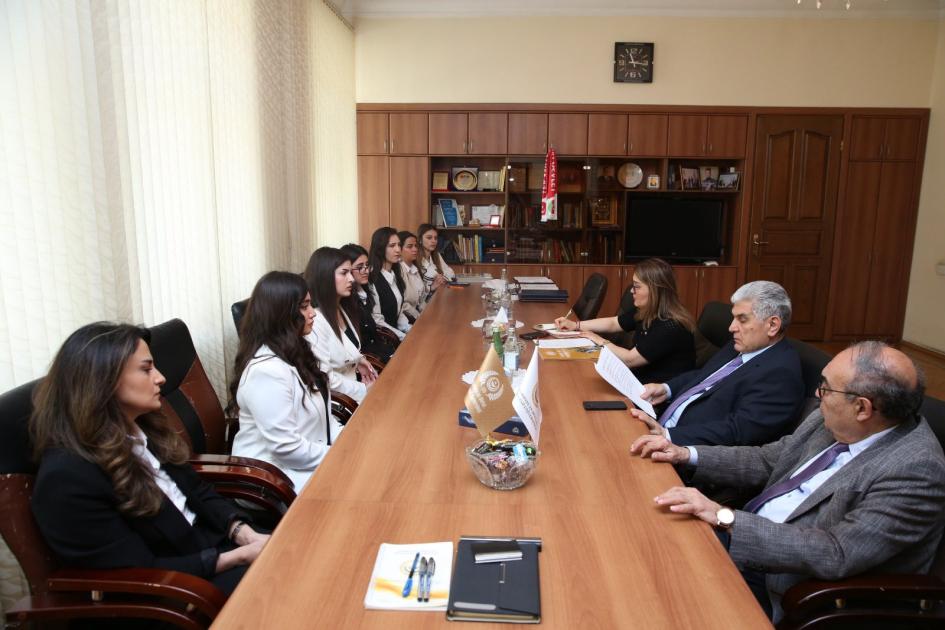 ADPU-da “Peşəkar təcrübə proqramı”nın bağlanış mərasimi keçirilib 