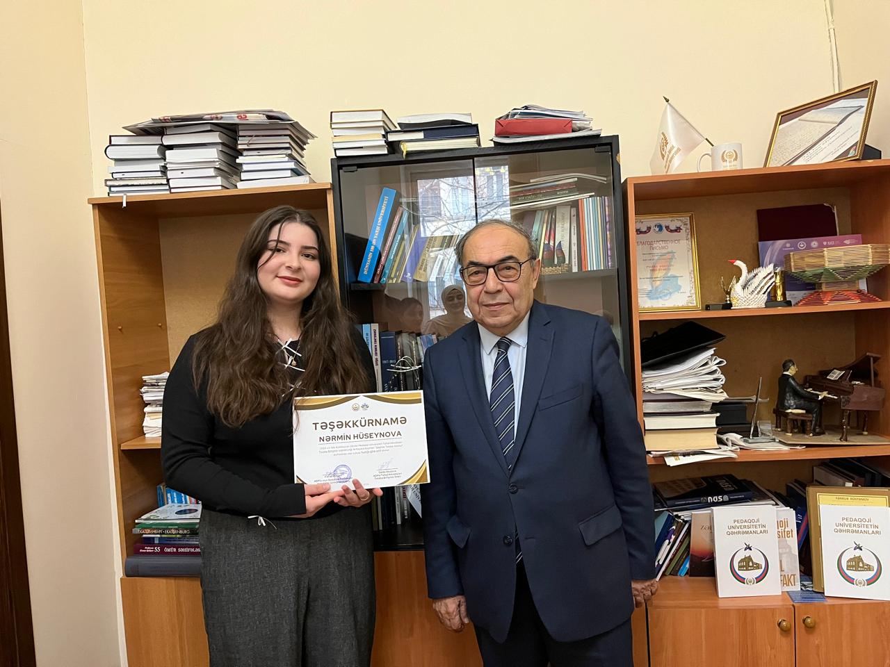 ADPU-da "Şagirdə Tələbə Dəstəyi” göstərənlər təltif olunub