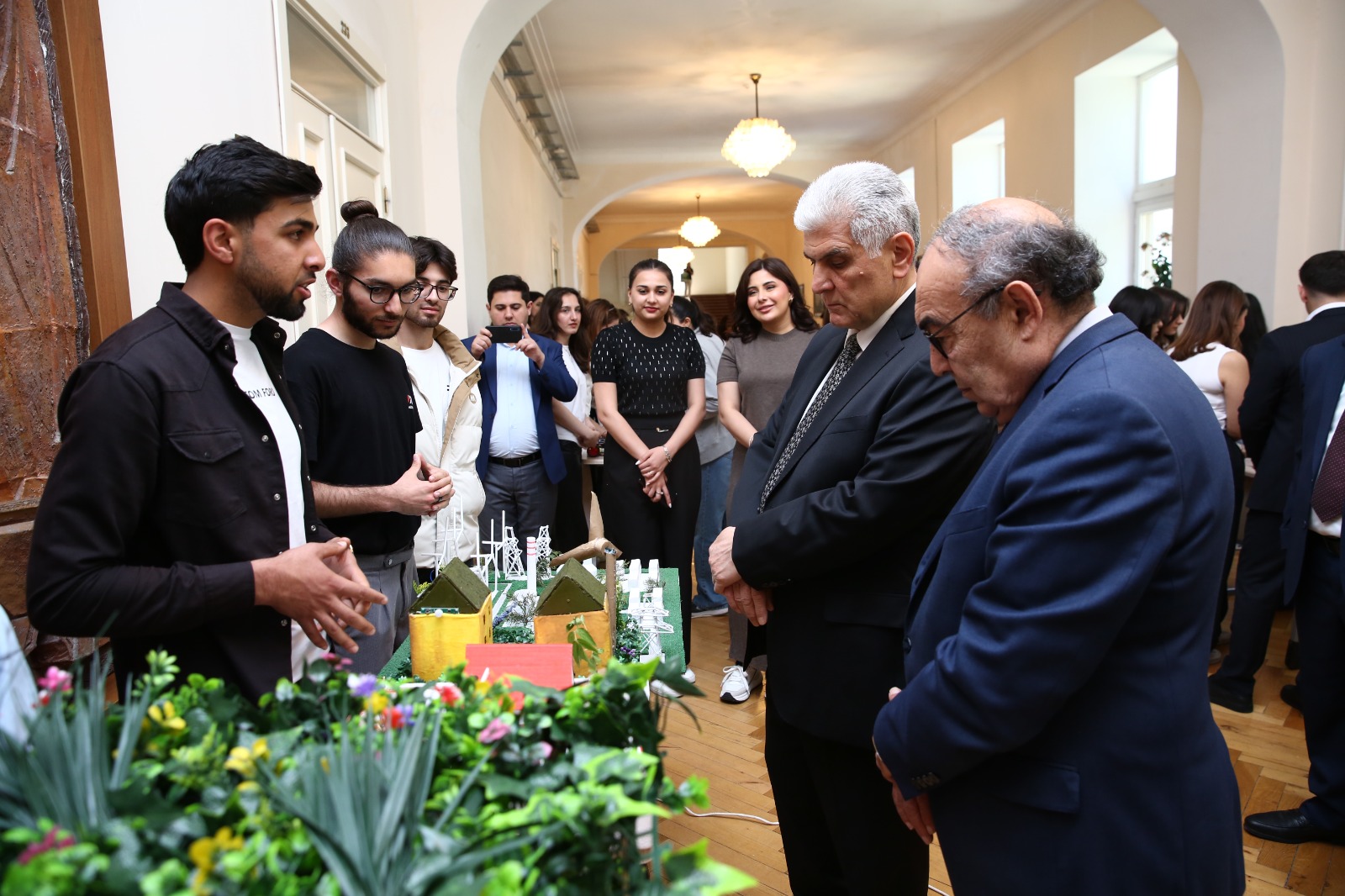 ADPU-da “STEAM Hesabat sərgisi” keçirilib