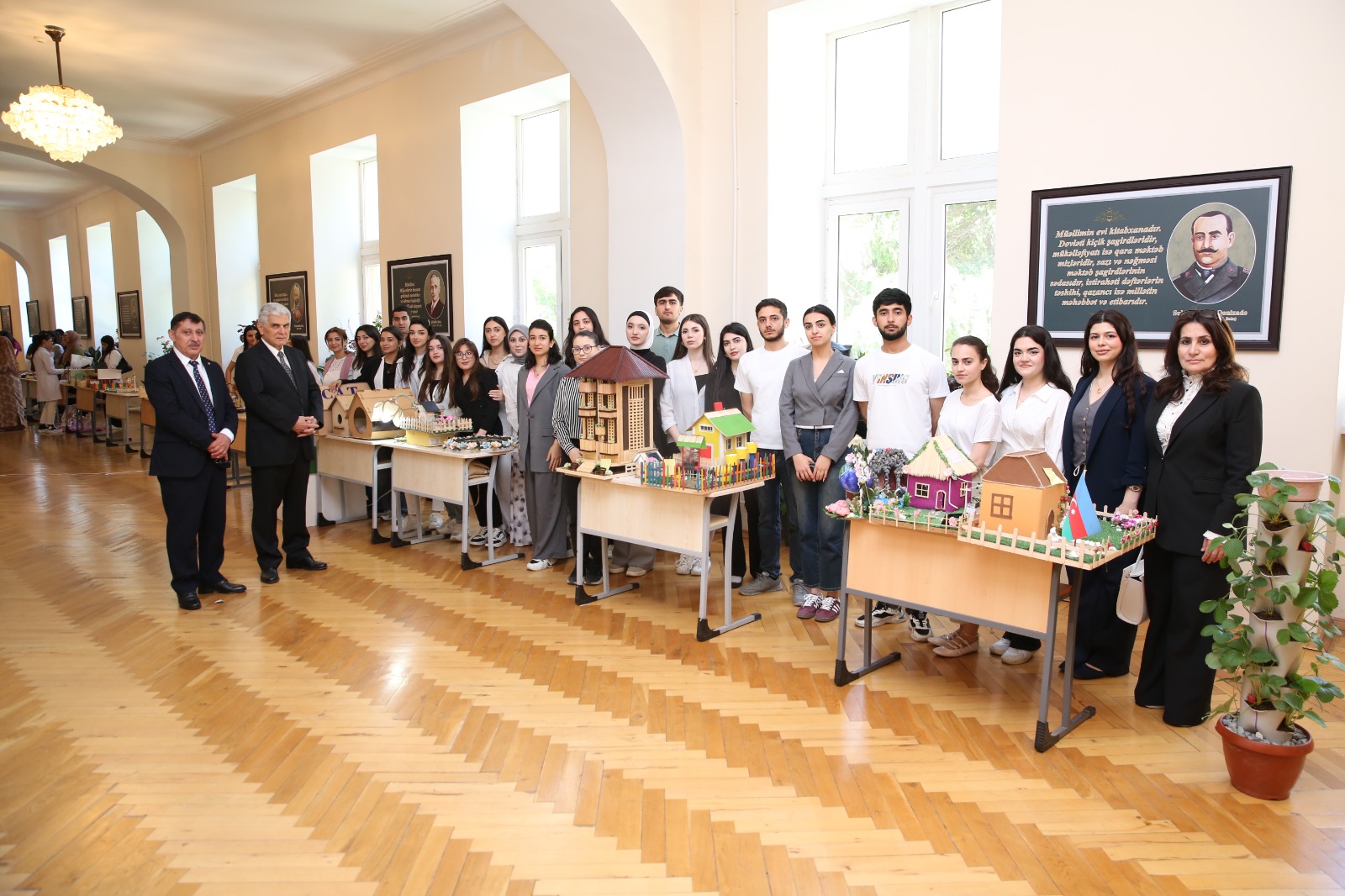 ADPU-da “STEAM Hesabat sərgisi” keçirilib